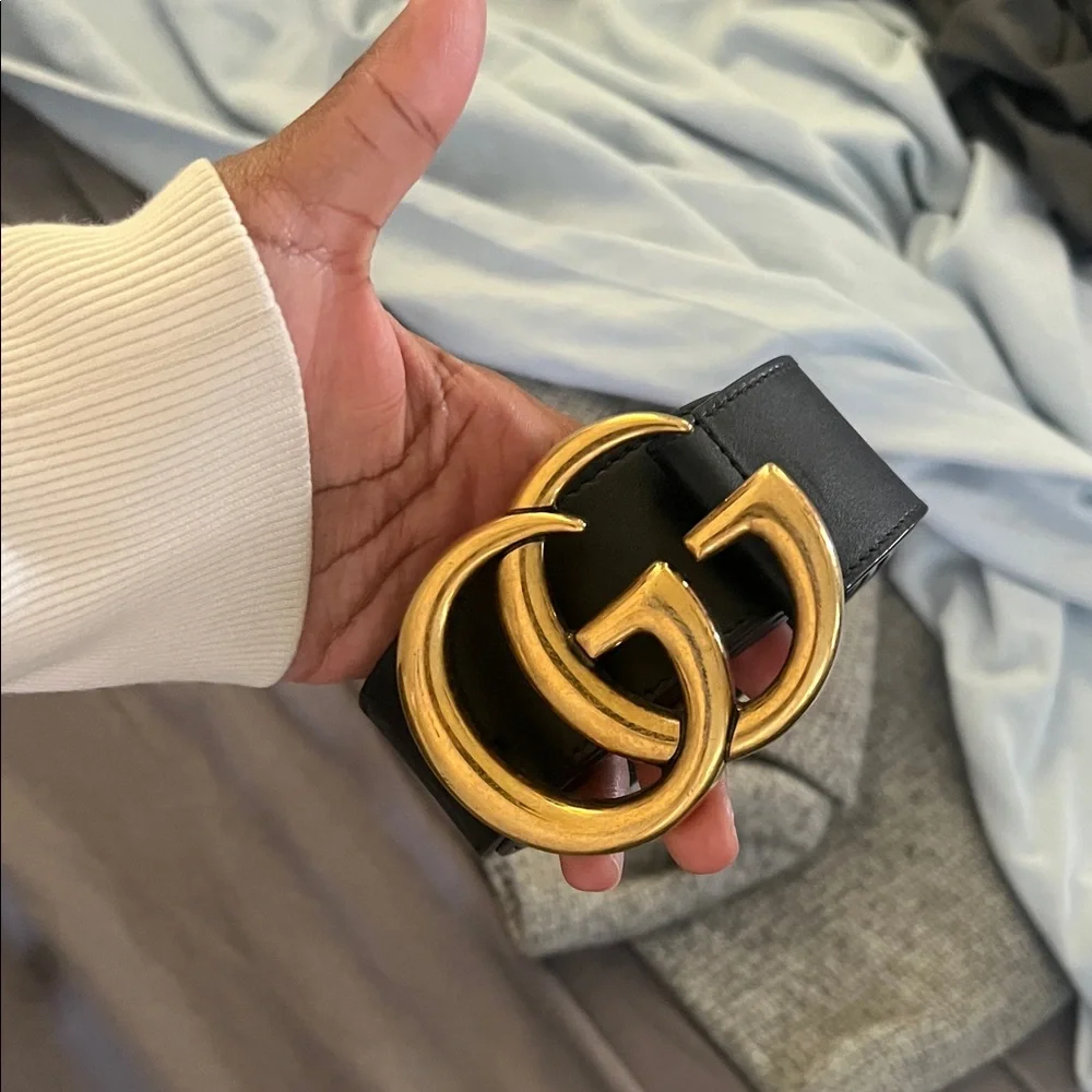 Gucci Black Leather Belt with Gold Double G Buckle